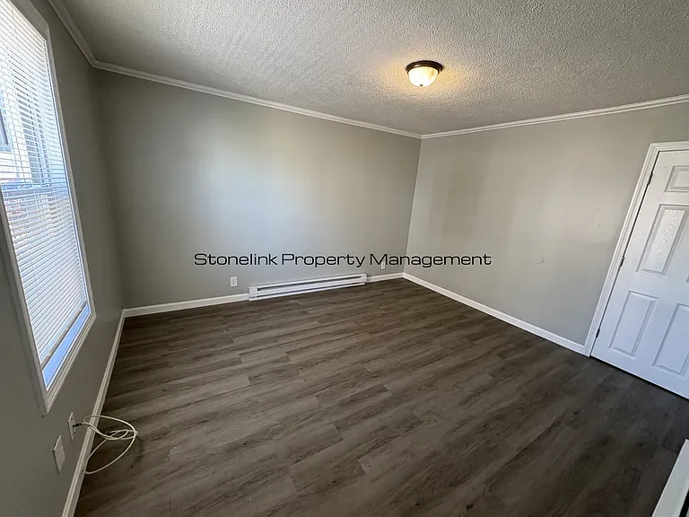 27 Heroux Ave — Photo 3