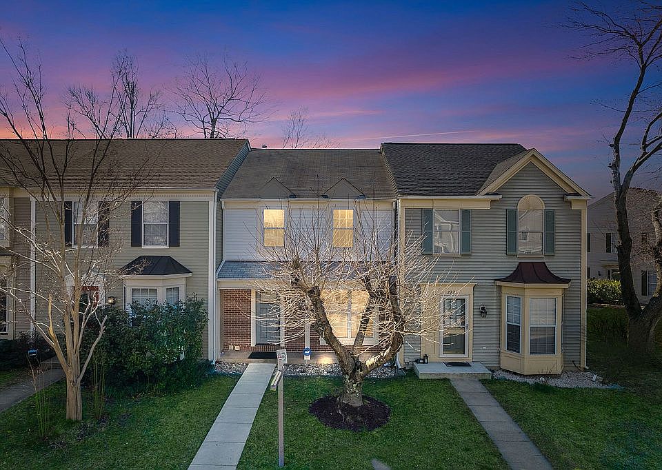 1st image of 2723 McGuffeys Ct