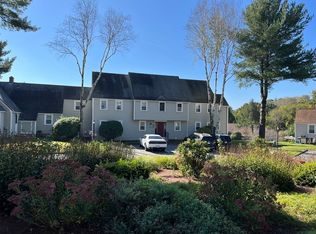 16 Bayberry Dr #8F, Worcester, MA 01607