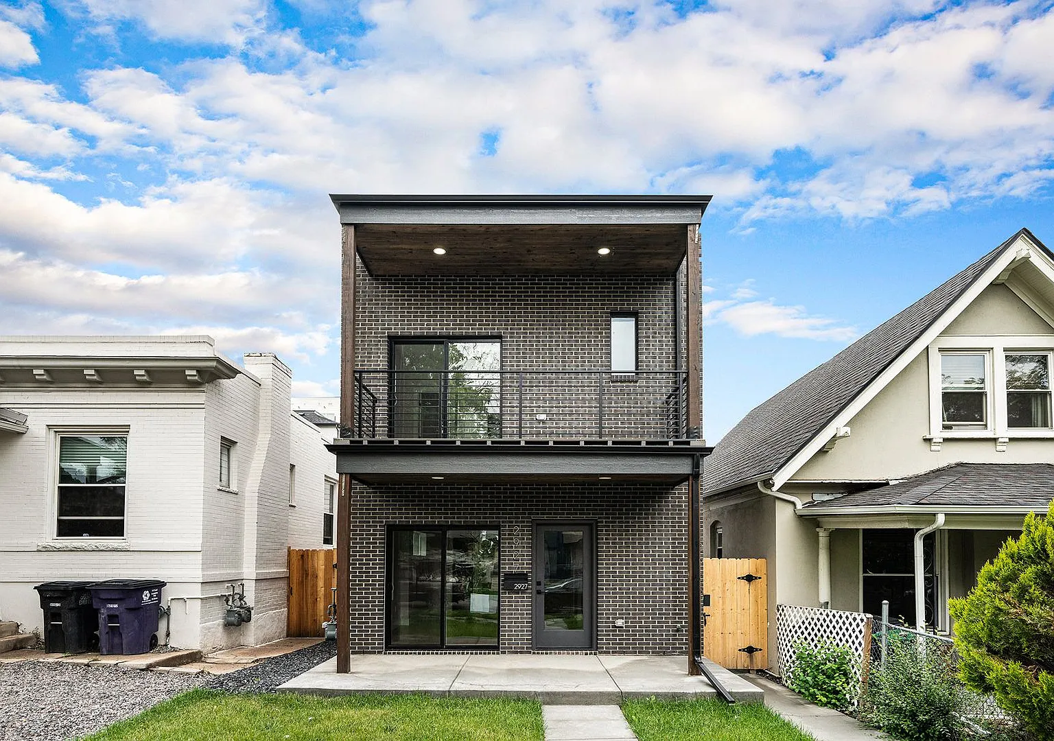 Front Duplex in Denver's Jefferson Park Neighborhood! — Photo 1