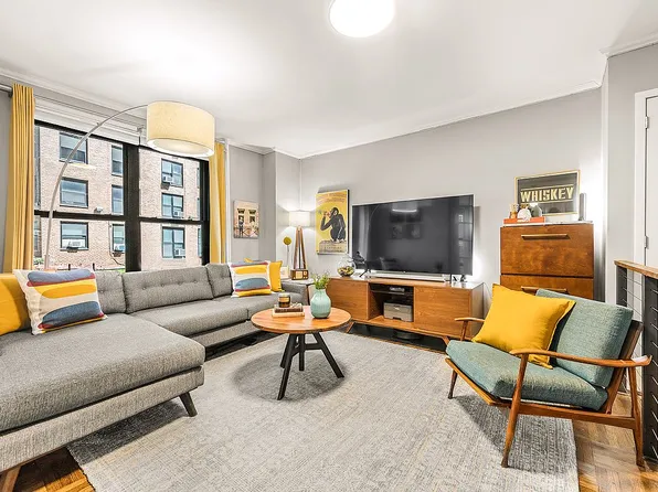185 Clinton Ave APT 1C, Brooklyn, NY 11205