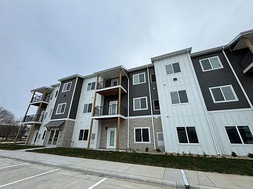 South Pointe Apartments Photo 1