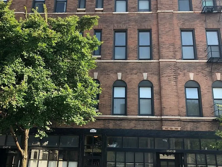 1547 W Blackhawk St #4C — Photo 1
