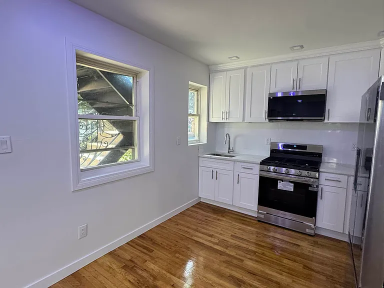 340 Jerome St #1 — Photo 4