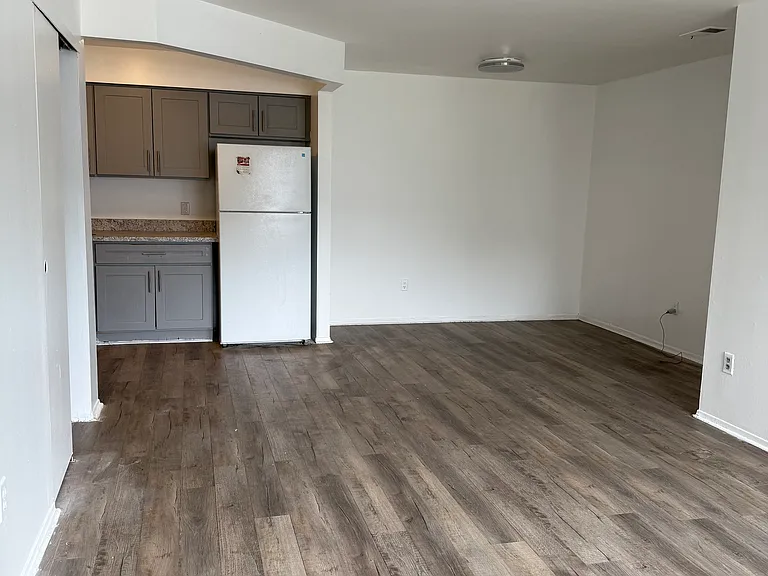 15 Davidson Ct #1 — Photo 4