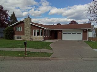 709 Birch St, La Crescent, MN 55947