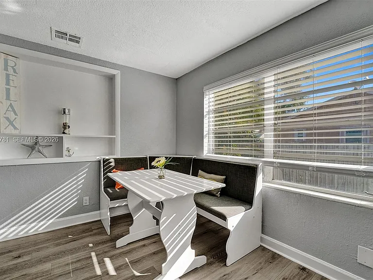 529 NW 8th St — Photo 29