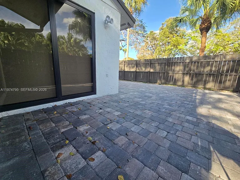 15081 SW 127th Ct — Photo 18