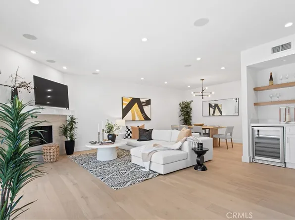 1409 Havenhurst Dr APT 3, West Hollywood, CA 90046