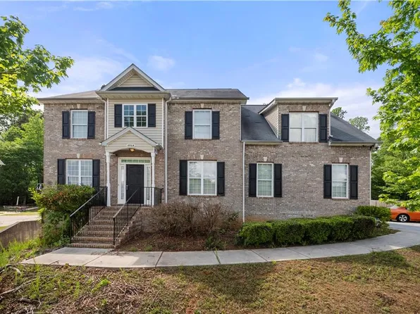 4914 Brown Leaf Dr, Powder Springs, GA 30127
