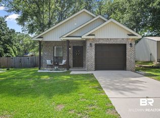 22893 Mobile St, Robertsdale, AL 36567
