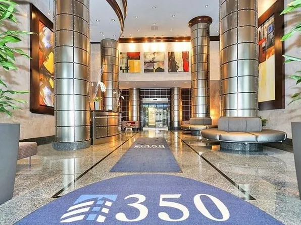 350 SE 2nd St APT 2220, Fort Lauderdale, FL 33301