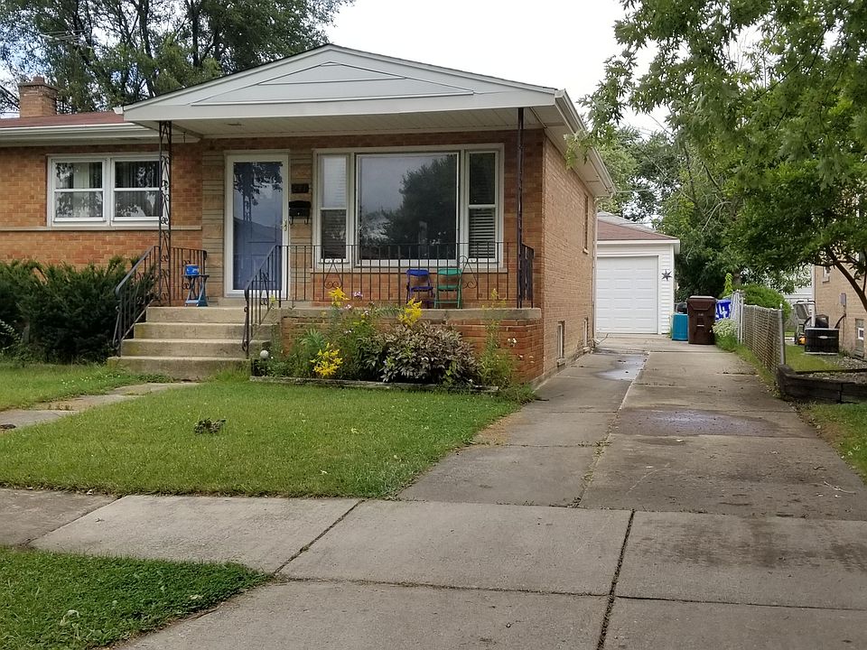 1st image of 241 Chestnut Ave