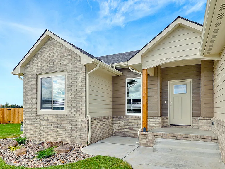 584 Long Path Ct — Photo 7