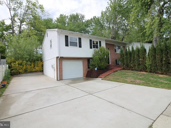 13230 Delaney Rd, Woodbridge, VA 22193