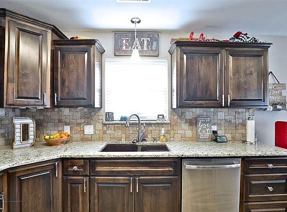 2nd image of 1509 Hunters Glen Ln