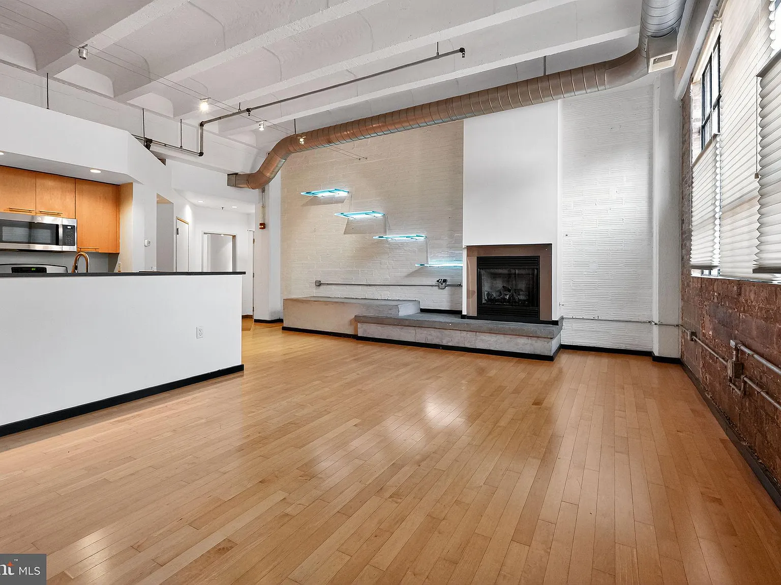 1445 Church St NW — Photo 3