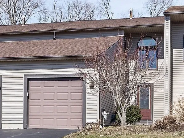 205 Weathervane Way, Syracuse, NY 13209