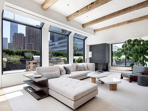 3rd image of 415 Greenwich St #Phb