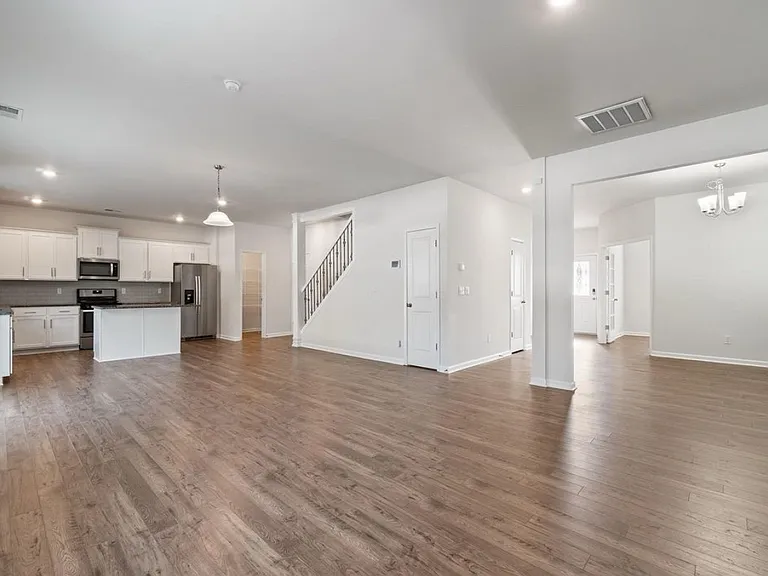 2132 Highland Knoll Dr — Photo 20