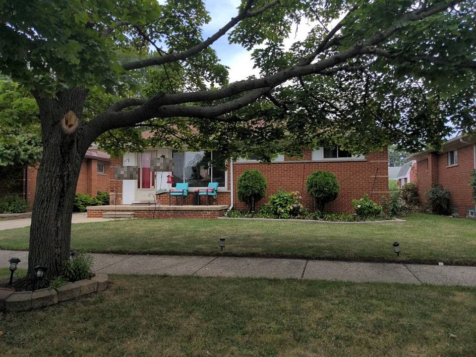 1st image of 26060 Janet Ct