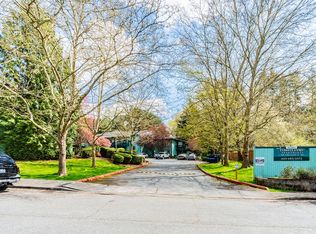 Town Centre, Woodinville, WA 98072