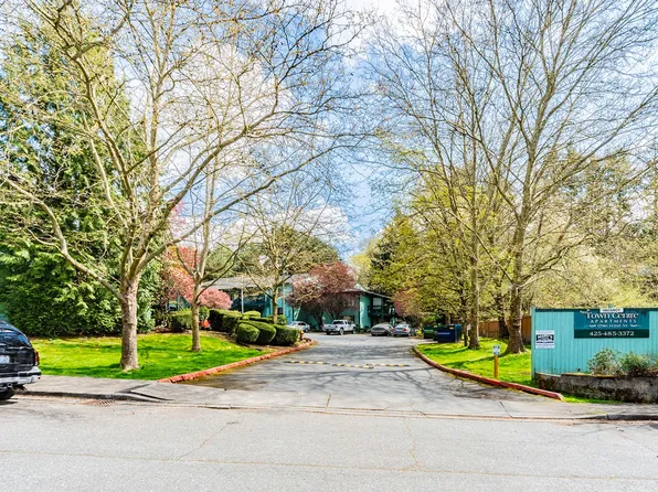 Town Centre, 17910 142nd Ave NE #A-15, Woodinville, WA 98072