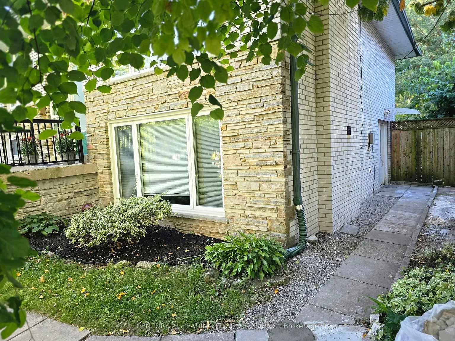 1 bed, $1,950 — Photo 2