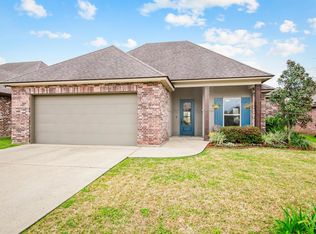 410 Birchview Dr, Broussard, LA 70518