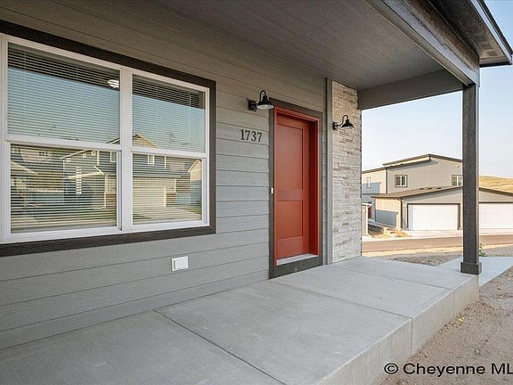 2nd image of 1737 Kade Ct