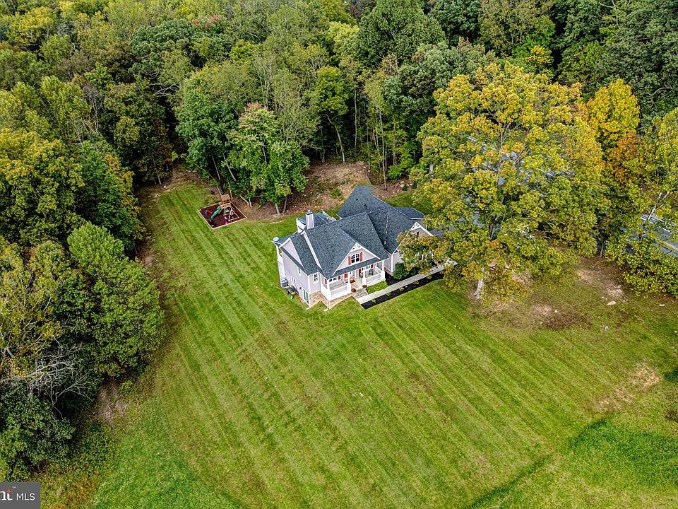 1st image of 8700 Green Valley Rd