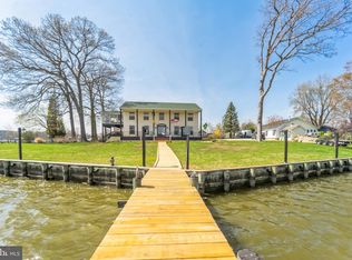 846 Sue Grove Rd, Essex, MD 21221