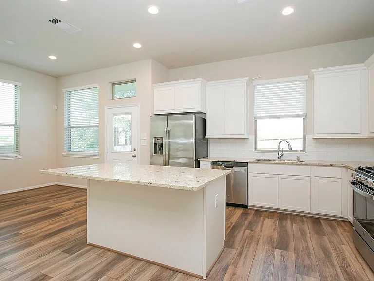 239 Biltmore Loop — Photo 17