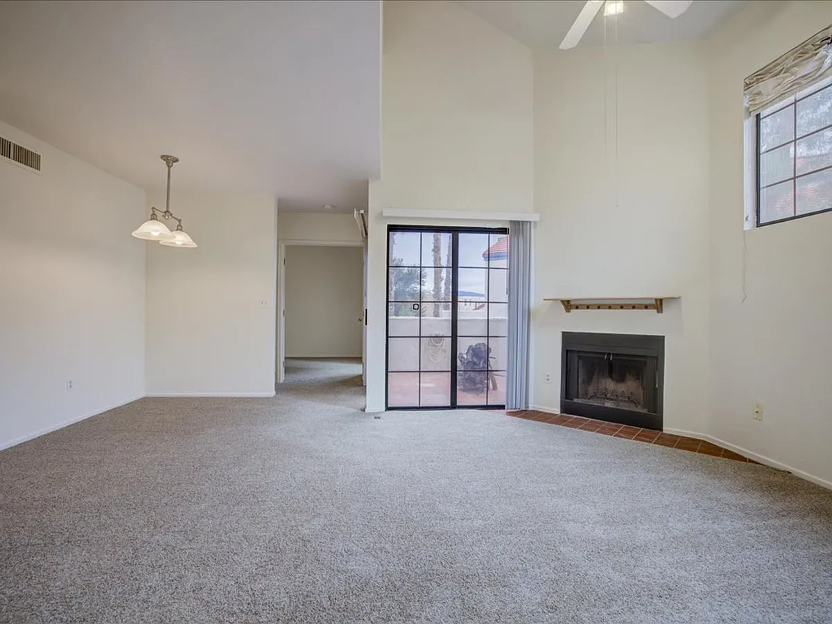 Building Photo - 4271 N River Grove Cir #236