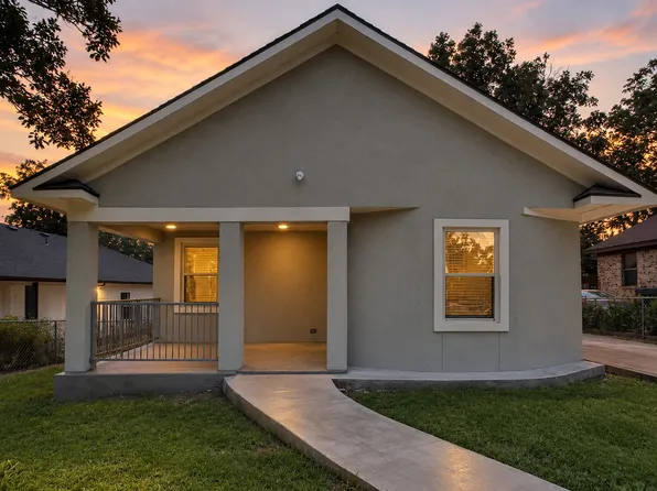 618 E Woodard St, Denison, TX 75021