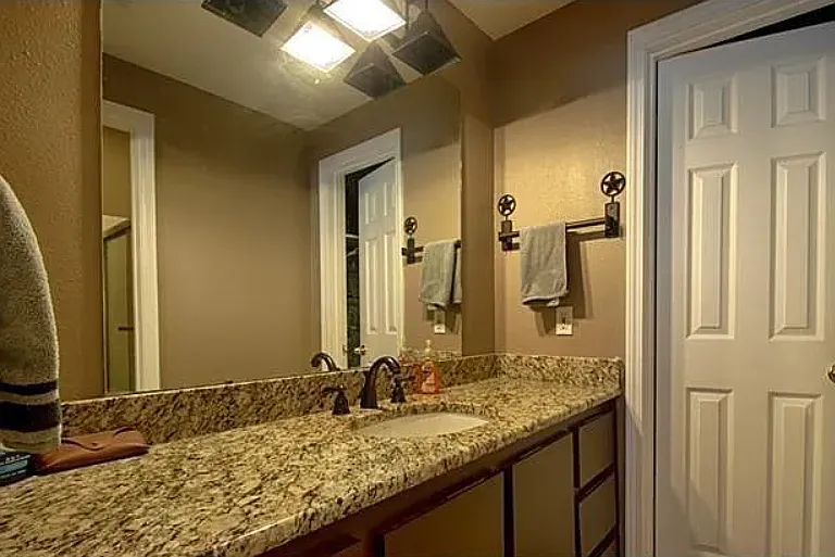 2529 Rio Grande St #69 — Photo 22