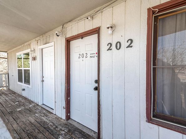 wichita-kansas-2062429182 picture