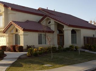 10102 Cobblestone Ave, Bakersfield, CA 93311