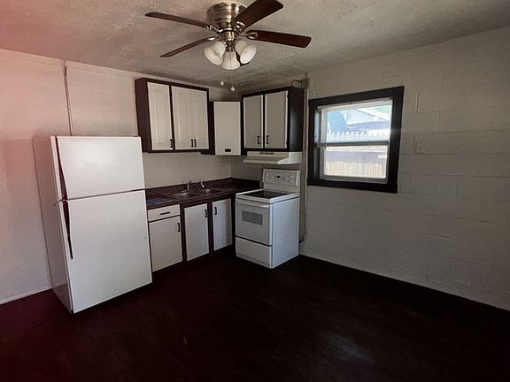 2nd image of 1718 25th St #B