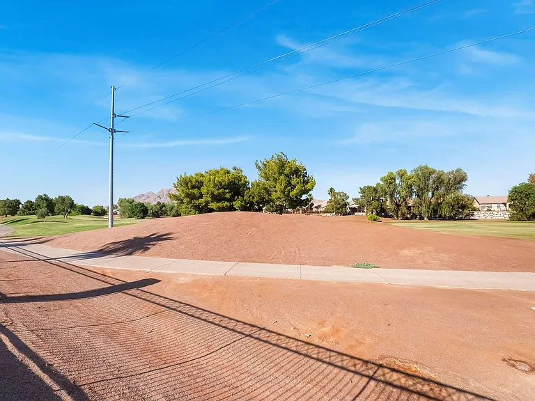 3586 Driving Range St — Photo 44