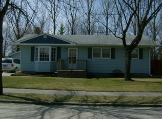 2314 S 22nd St, Grand Forks, ND 58201