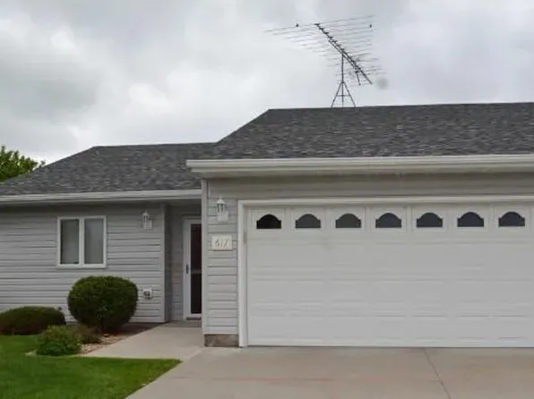 617 Fir Ave NE, Montgomery, MN 56069