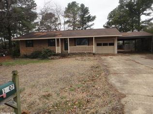1407 Magee Dr, Searcy, AR 72143