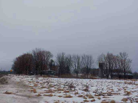 3rd image of 39889 Quinlan Ave