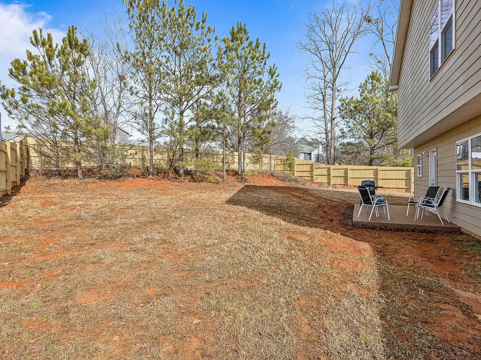 4 bed, 2.5 bath, 1677 sqft, $5,500 — Photo 3