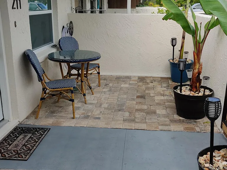 211 Tyler Ave — Photo 9