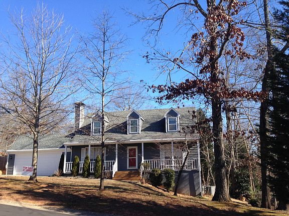 2nd image of 6096 Mountcreek Pl