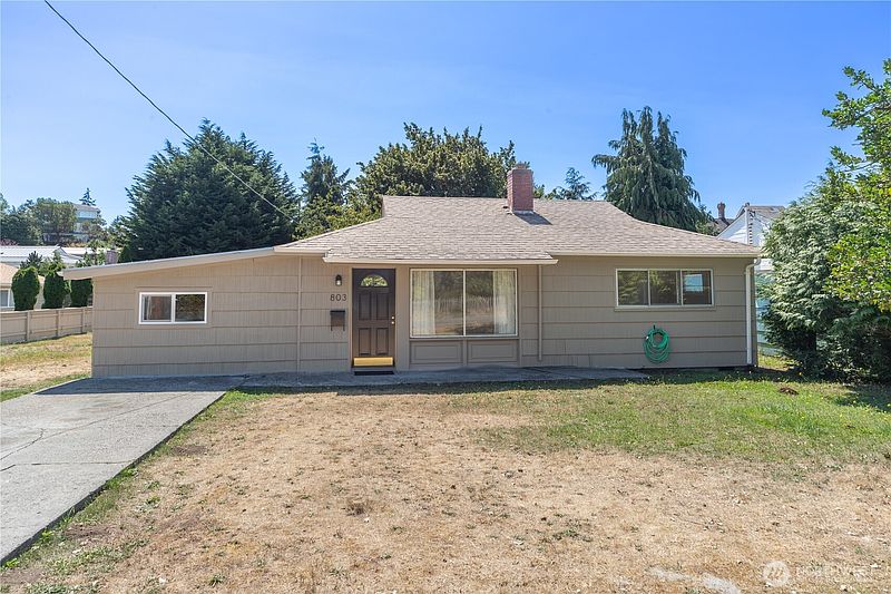 3rd image of 803 T Street