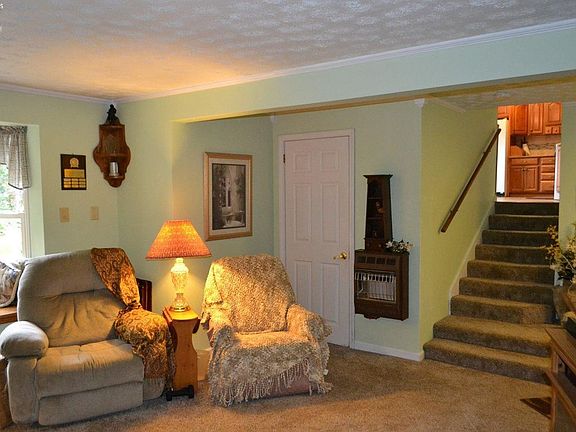 3rd image of 6714 Alspaugh Dr