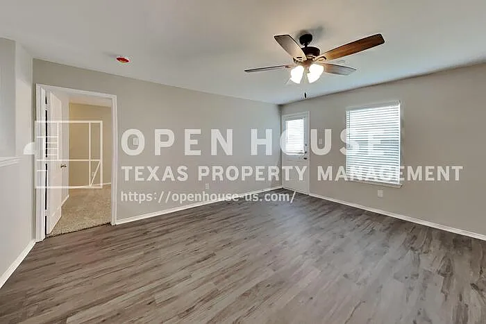 3 bed, 2.0 bath, 1378 sqft, $1,850 — Photo 4